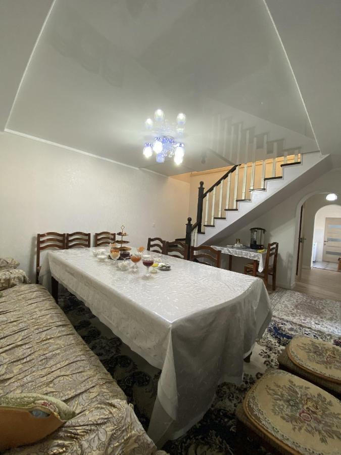 Guest House Tenir Too Naryn Bagian luar foto
