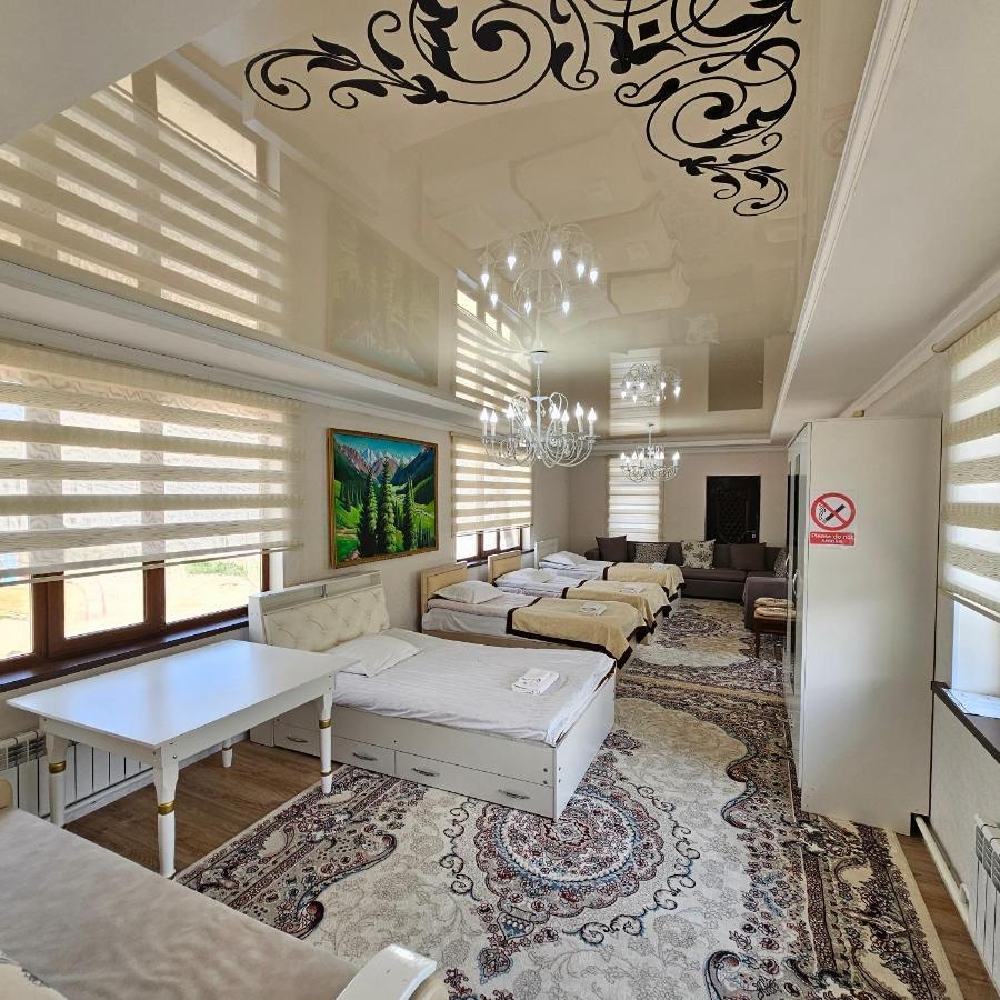 Guest House Tenir Too Naryn Bagian luar foto