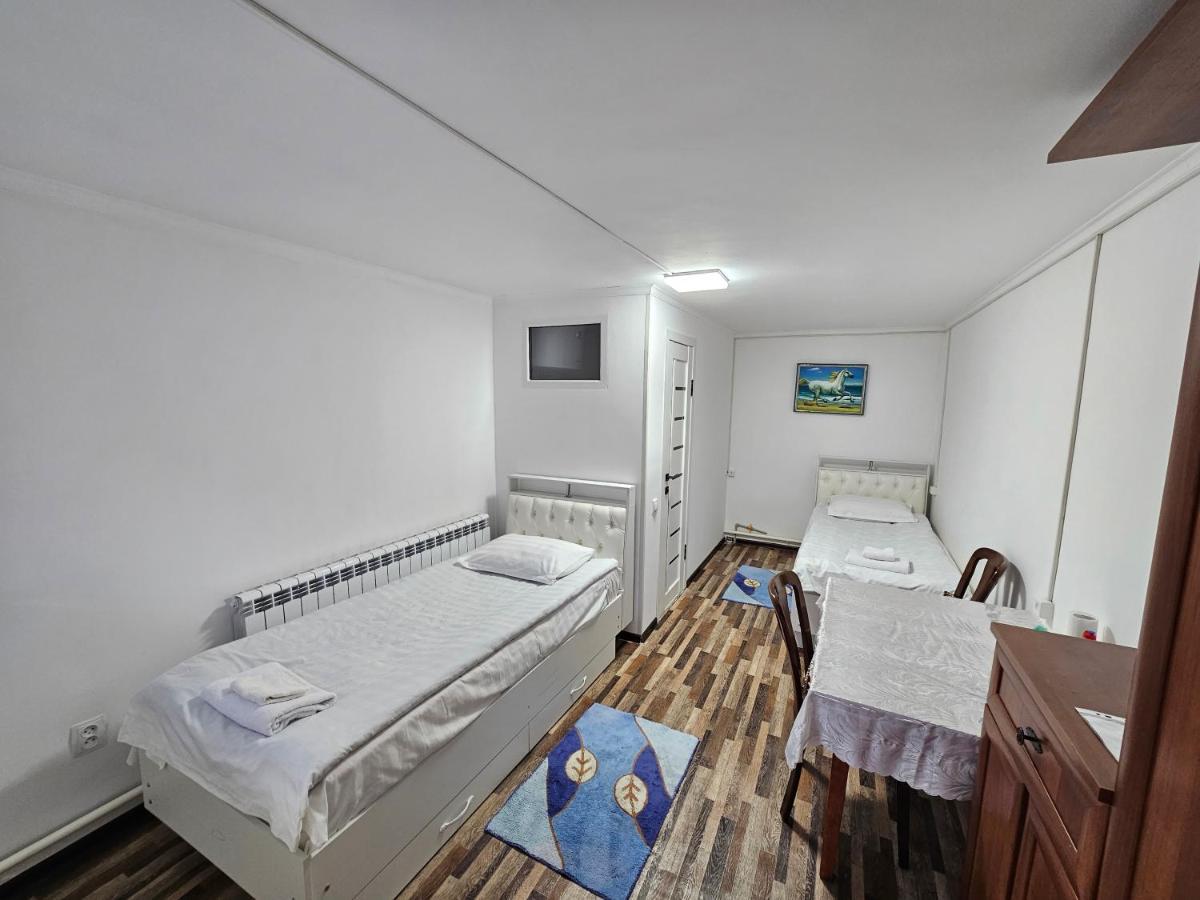 Guest House Tenir Too Naryn Bagian luar foto
